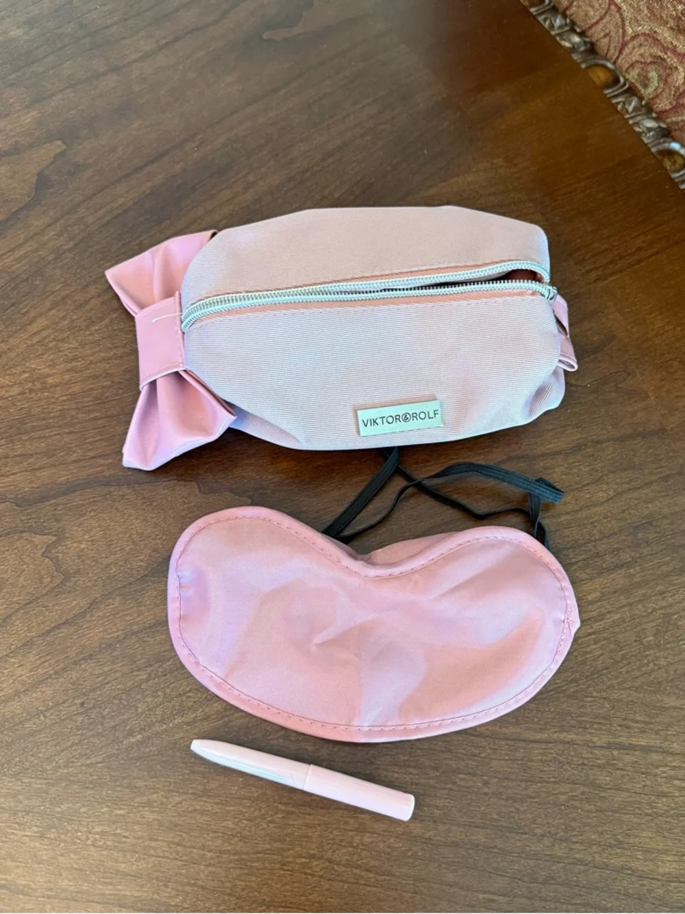 VIKTOR & ROLF Pink Travel Bag with Bow, Pen & Eye Mask from KLM